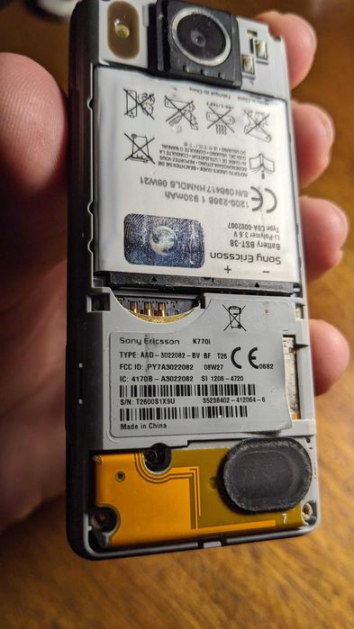 Sony Ericsson K770i cyber-shot
