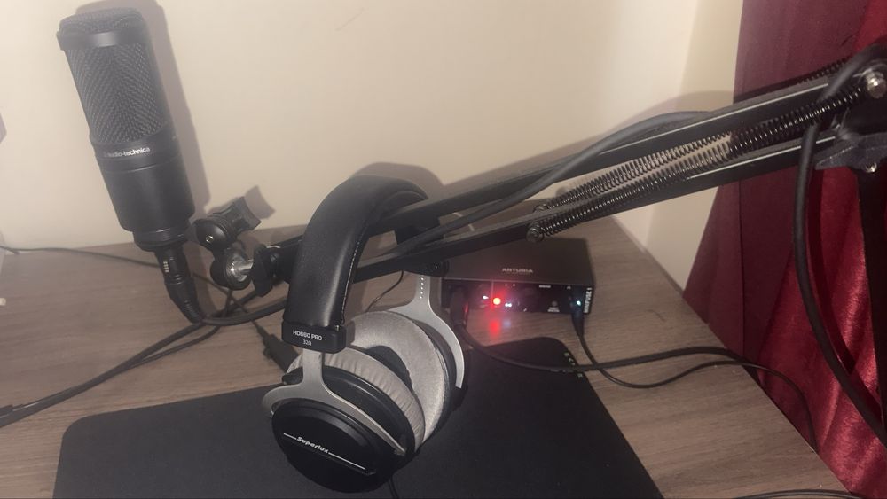 Мікрофон AT2020 + Arturia Minifuse 1 + Superlux hd660 pro 32ом
