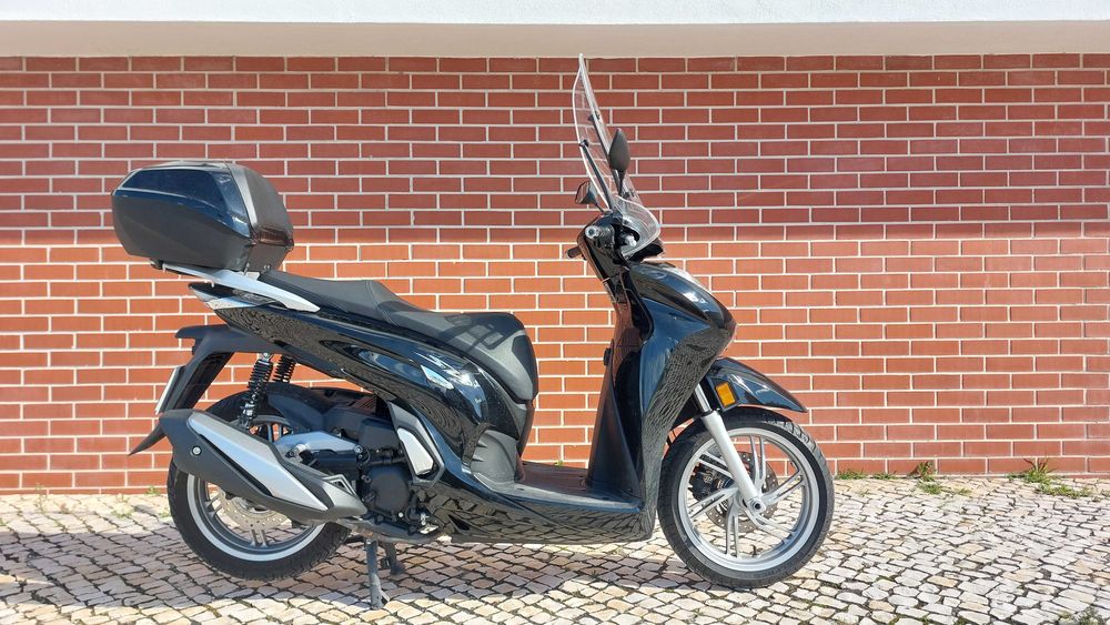 Honda SH350i - smart top box, poucos km, como nova