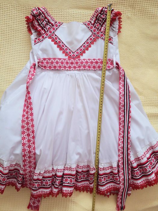 Вишита сукня, вишиванки