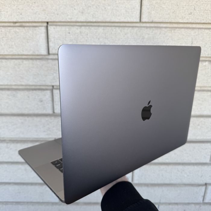 MacBook Pro 2019 Core i9, 512Gb, 16Gb, батарея 84%