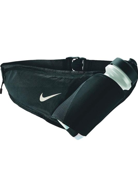 Pas z bidonem Nike