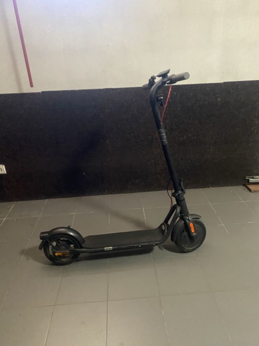 Trotinete NAVEE V25 – 250W – Pronta a Usar