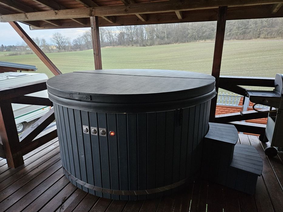 Nowa Jacuzzi Balia Ogrodowa z piecem zewnętrznym. . Od ręki