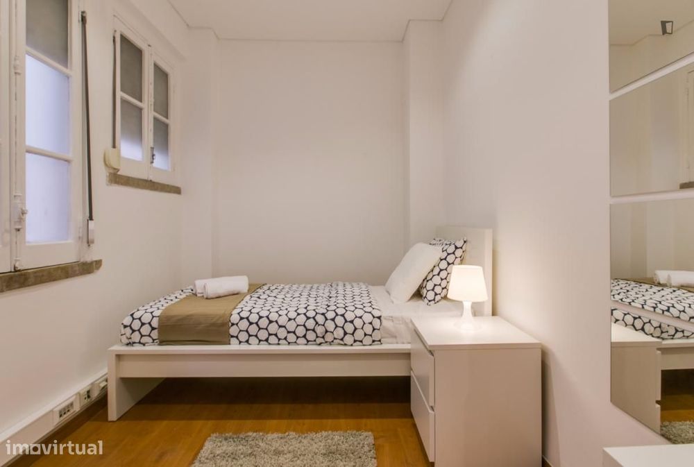 Quarto - localizado em Picoas Lisbon