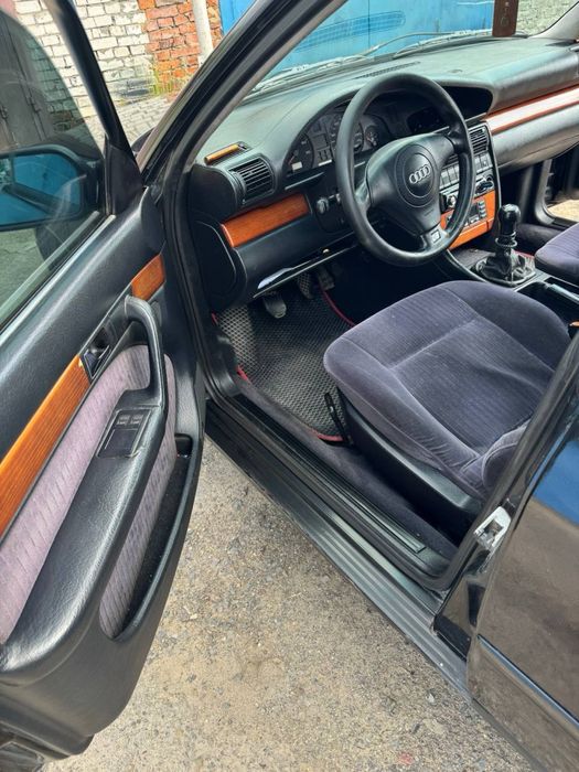 Продаж AUDI 100 C4