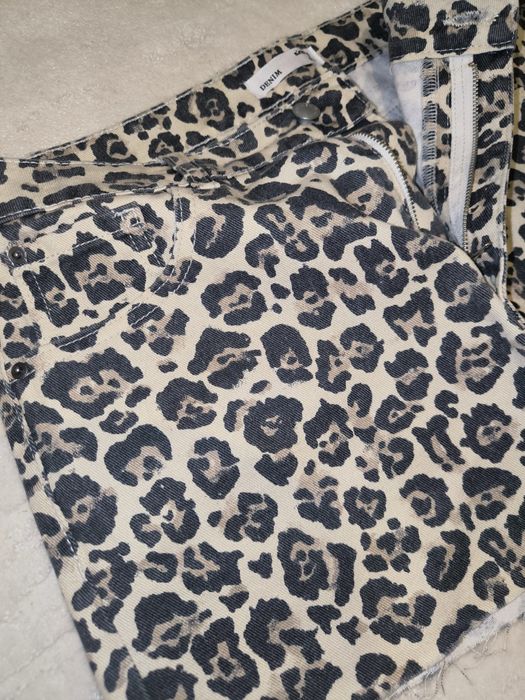 Джинсові шорти Sinsay