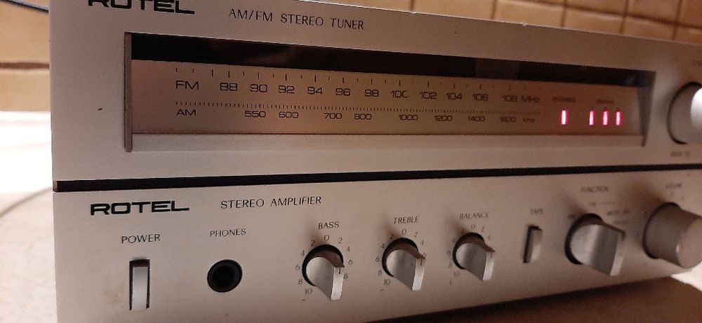 Amplituner rotel rmx-70