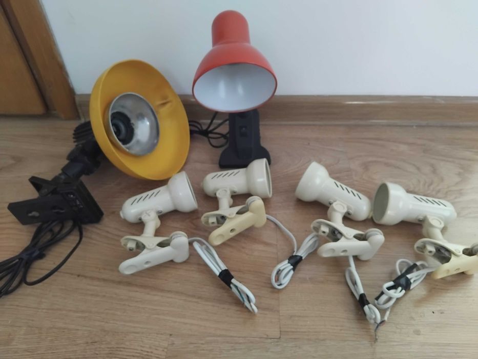 Настільні лампи , світильники