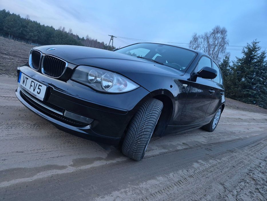 Bmw**serii*1**2.0**benzyna**polift**2010rok