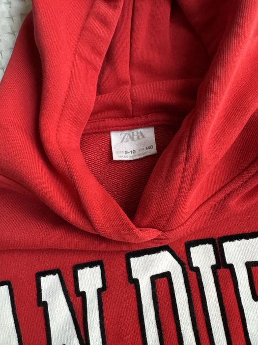 2 bluzy z kapturem Adidas i Zara