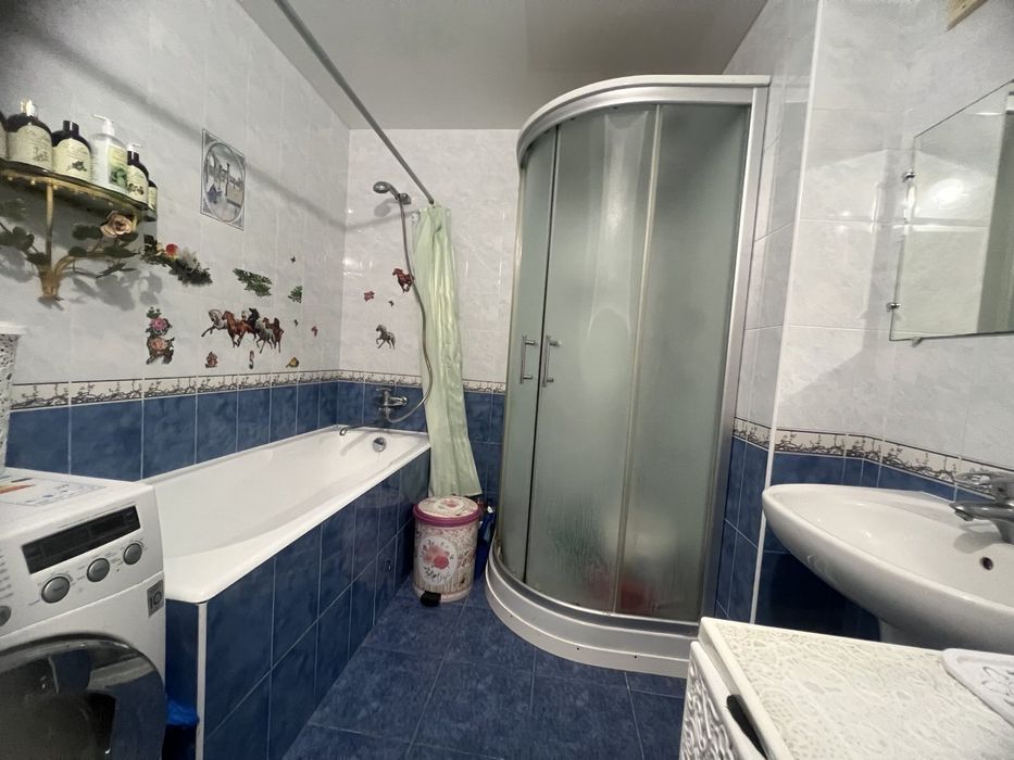 Дом 130 м2 в Хаджибейском районе. Район Шустов, дом в два этажа