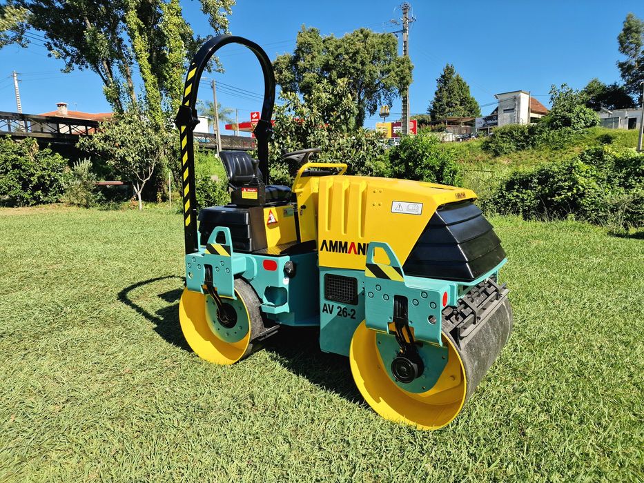 Cilindro compactador marca ammann