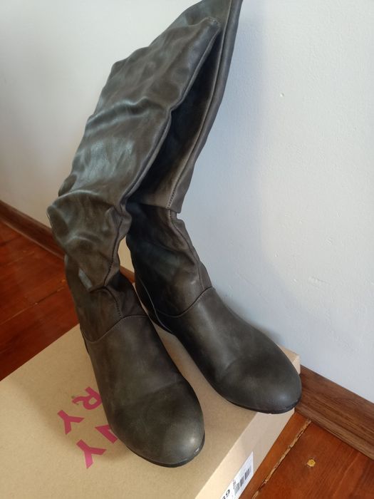 Kozaki szare damskie CCC Jenny fairy buty roz 39