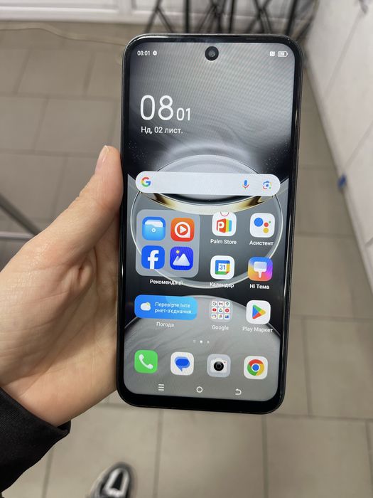Мобільний телефон Tecno Spark 30C  8/256GB NFC швидко зарядж