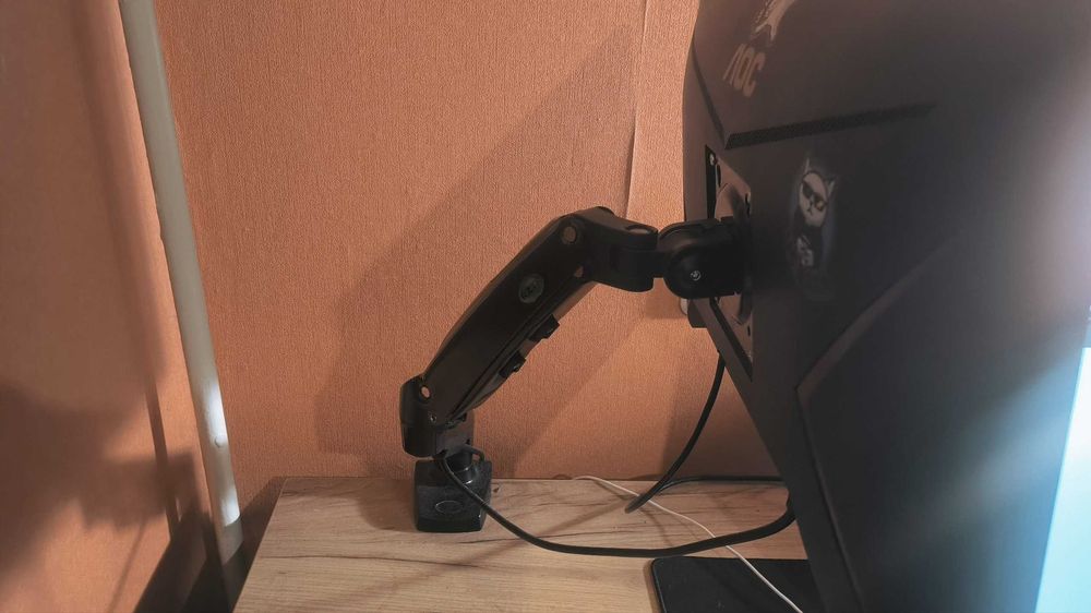 Монітор 23.8" AOC 24G2/BK/01+Кронштейн