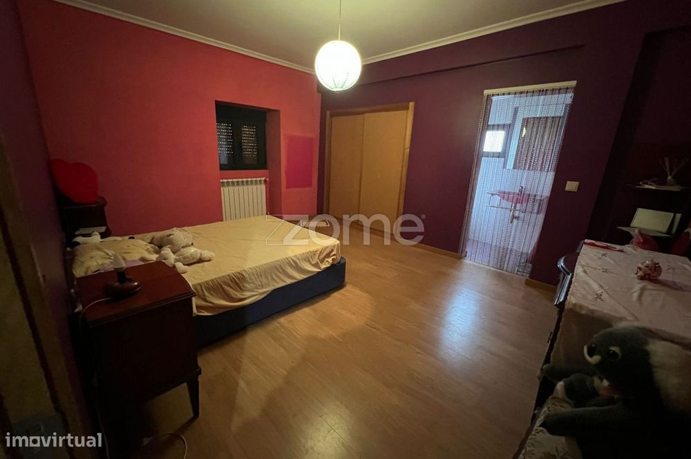 Moradia T4 com 4 Suites em Águas Frias – A 10 Minutos de Chaves