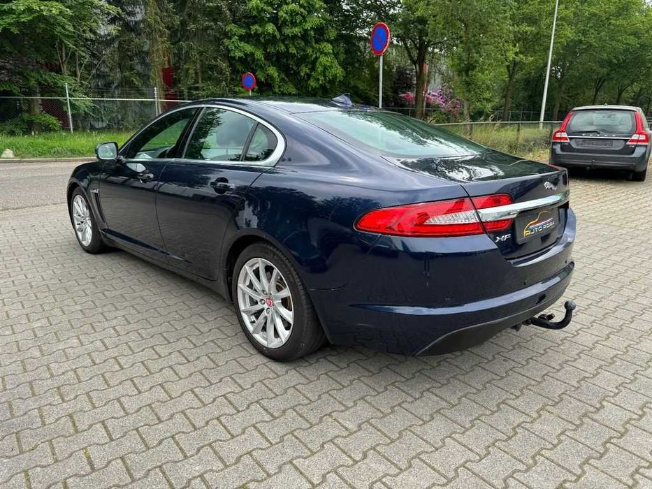 JAGUAR XF X260 Бампер передний задний Разборка