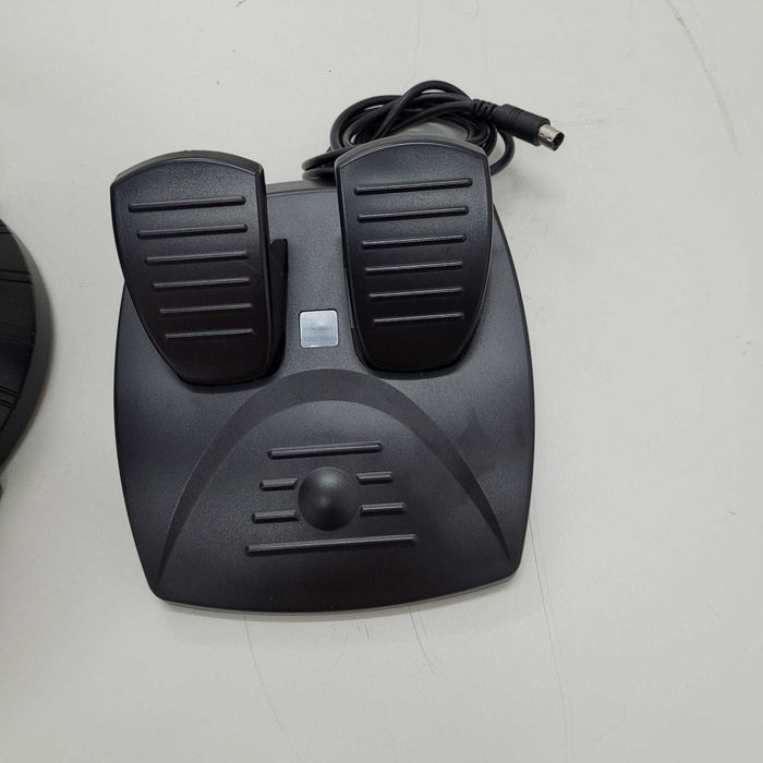 Volante e pedais playstation 2