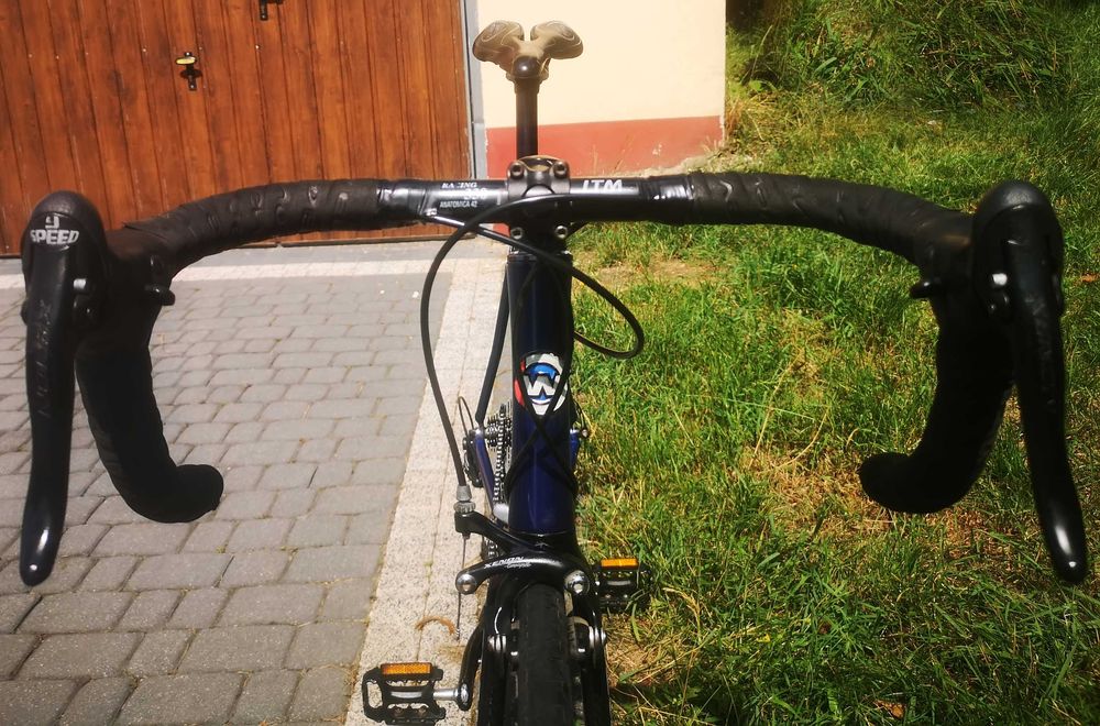 Rower szosowy Whistle Koła 28 Carbon osprzęt Campagnolo