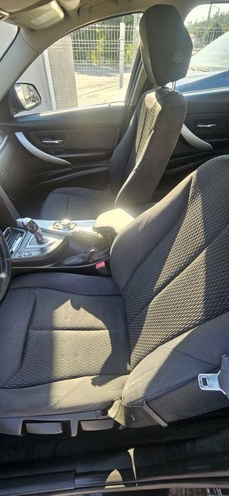 BMW 318D 220€/Mês