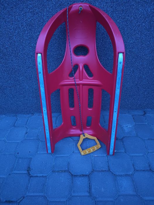 Sanki plastikowe jak nowe