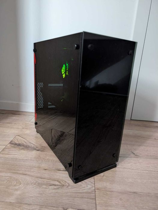 Komputer gamingowy RTX 3070 8GB i7 8700k 32GB LED 850W SSD Z390-A