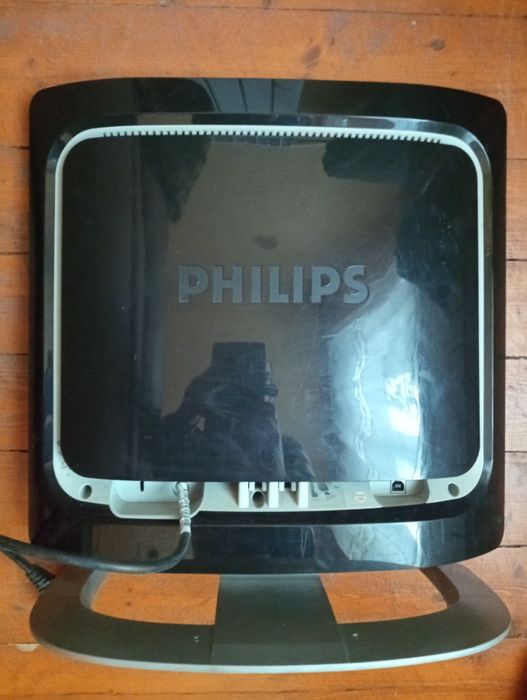 Монитор Philips 170X6 с динамиками