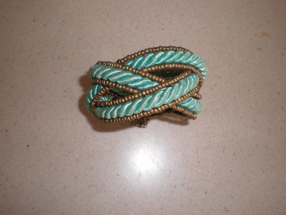 Pulseira Parfois oferta portes