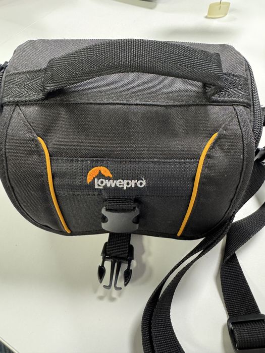 Olympus OM-D E-M10 Mark III