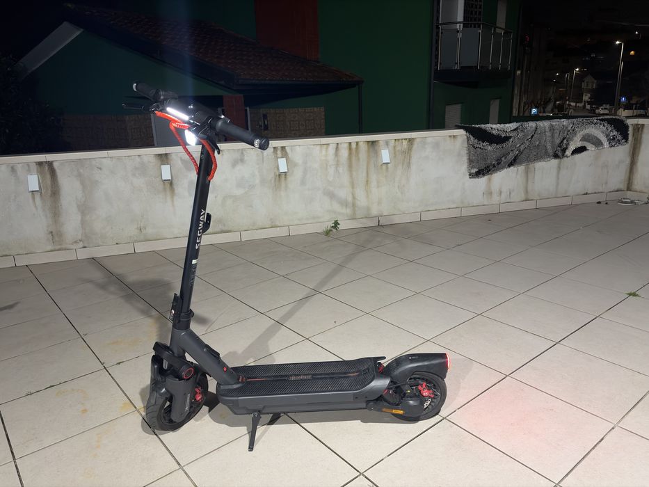 Segway Ninebot Max G3 I Trotinete Elétrico 2000W com Autonomia 80km