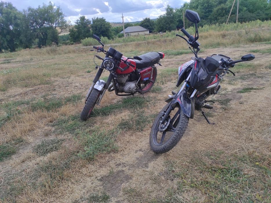 Продам мотоцикл Иж планета 5