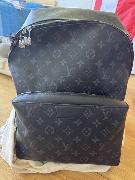 Louis Vuitton Monogram Eclipse Mochila – Chip NFC – Pouco uso