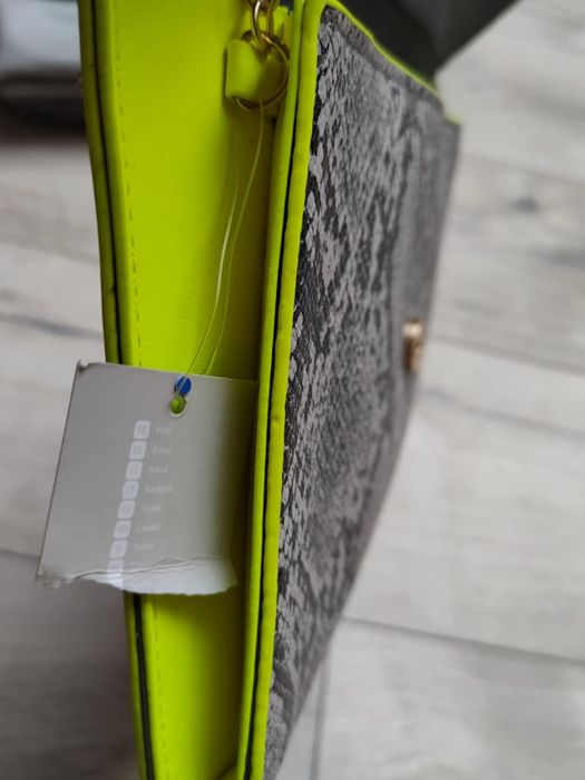 Nowa torebka kopertówka skóra węża szara neonowa