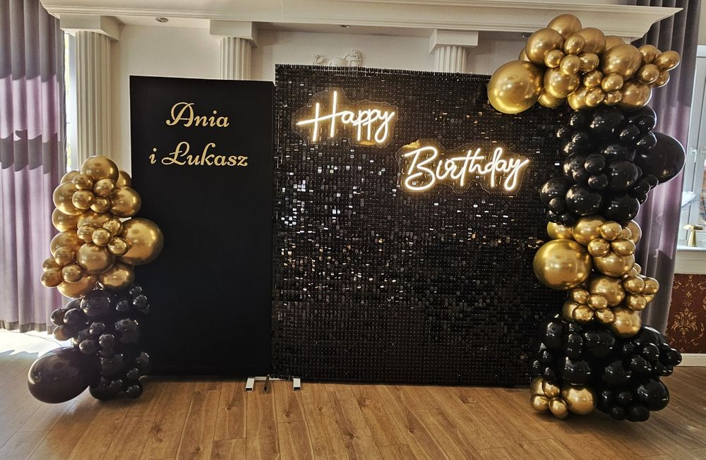 Ścianka balonowa cekinowa tło na urodziny napis led cyfry