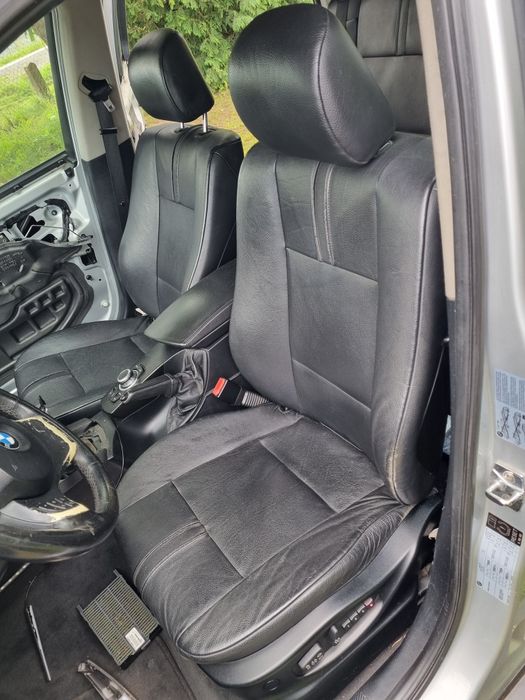 Fotele wnętrze czarna skóra Bmw e83