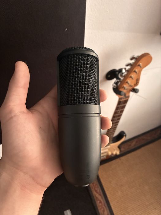 Microfone AKG P120