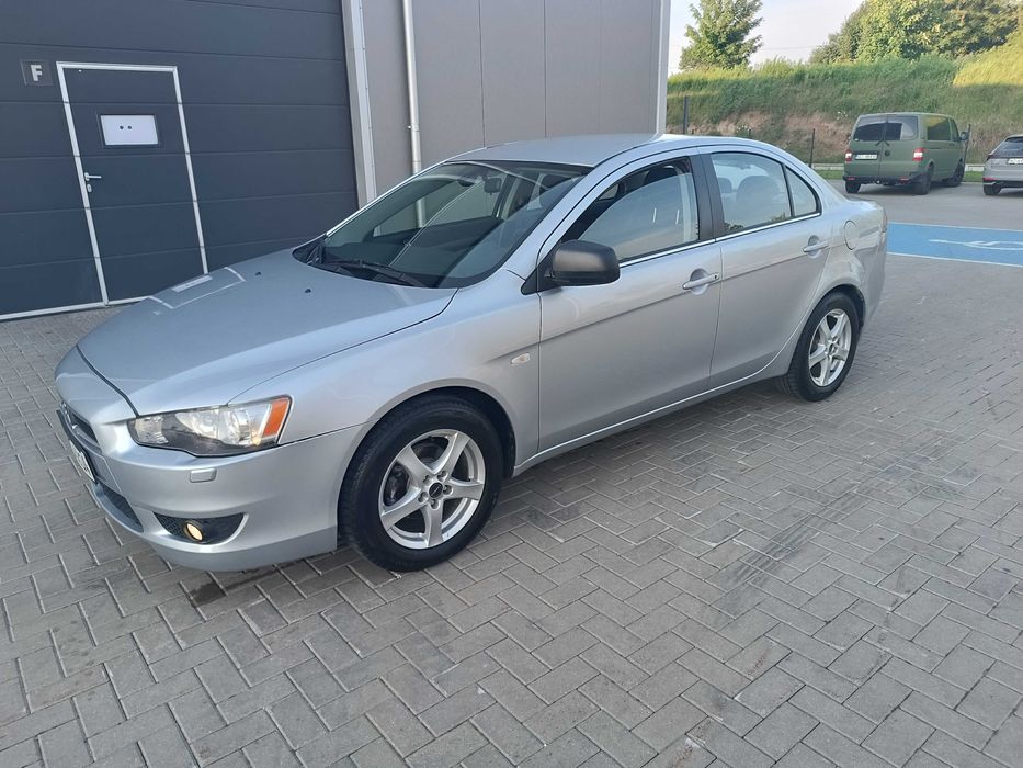 Mitsubishi Lancer 1,6 benz,z Niemiec,1 właściciel,serwis,sedan,2012rok