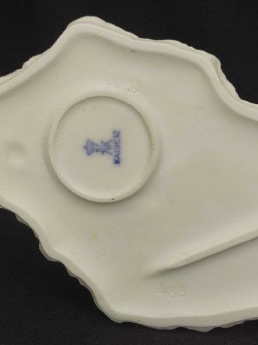 Статуэтка  лошадь с жеребёнком Кайзер 488