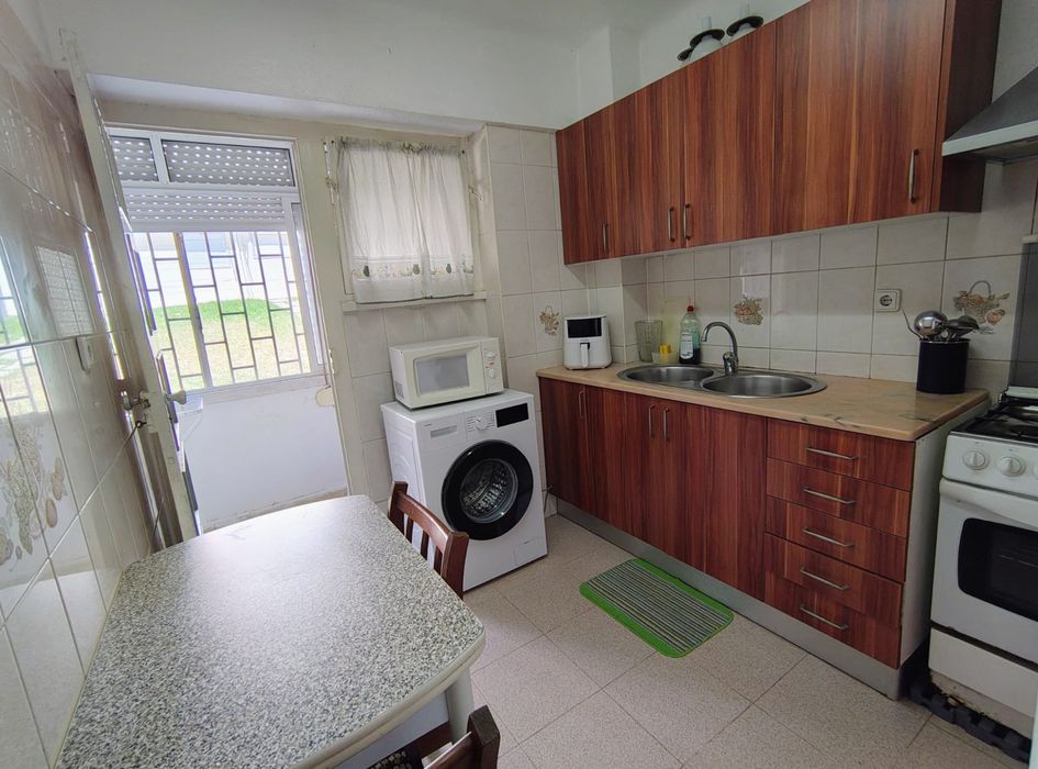 Quarto benfica bairro Pedralvas