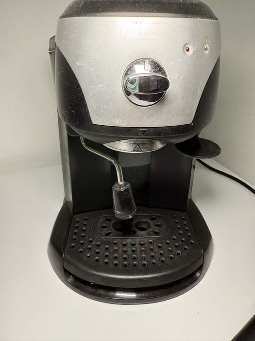 Maquina de café DELONGHI