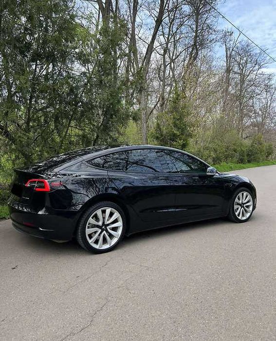 Tesla Model 3 2018 75 kWh