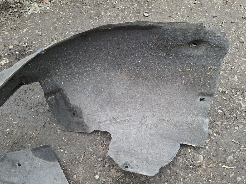 Nadkole lewe przód audi a4 b8 8k0,821,171q
