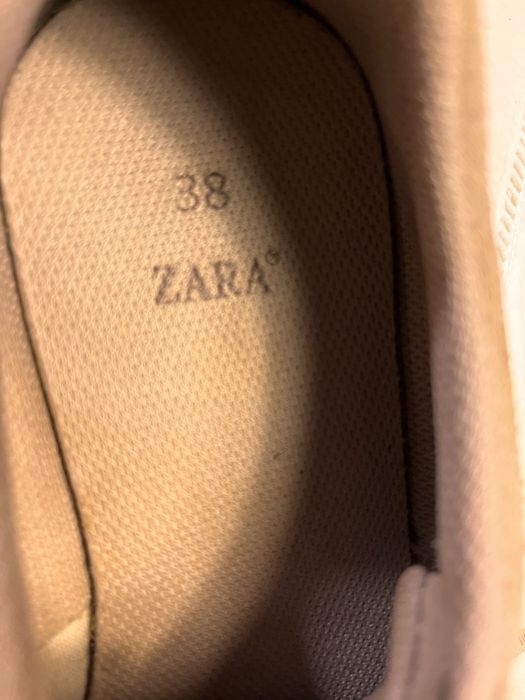 Tenis em camurca zara