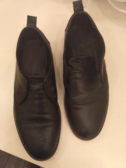 Кожаные туфли на школьника. 41 размер.