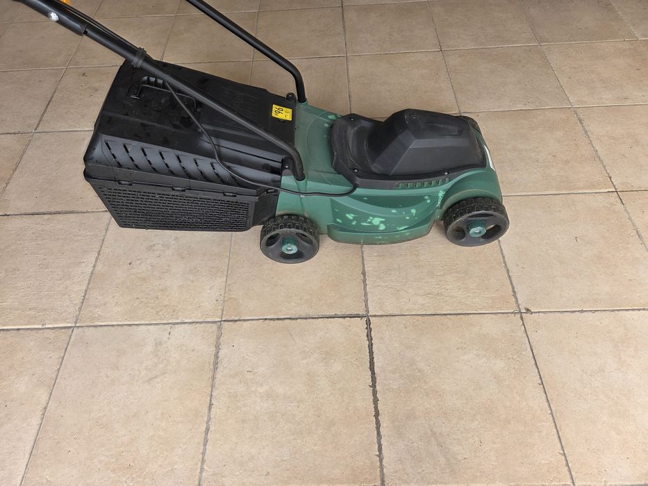Corta relva NMLM 1000w