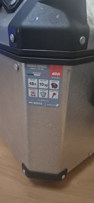 givi trekker outback 48L