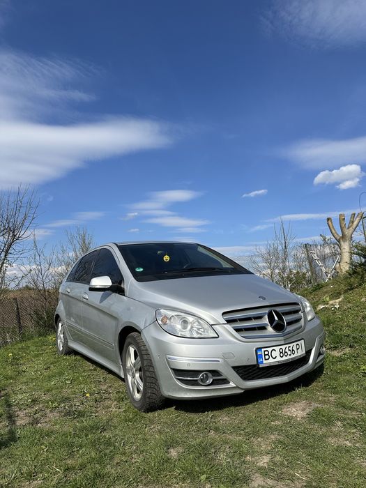 Mersedes b200 2008p