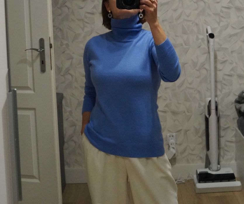 sweter golf damski  kaszmir niebieski S,M + gratis