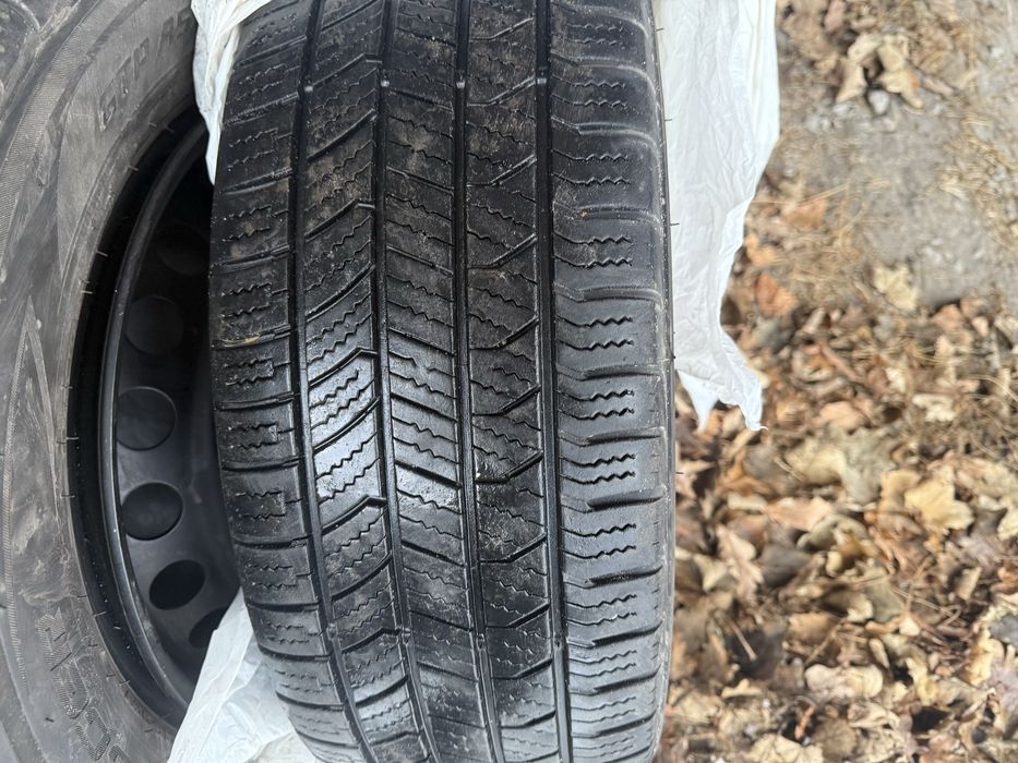 Продам зимову резину R16